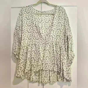 Love Sadie Floral Blouse
